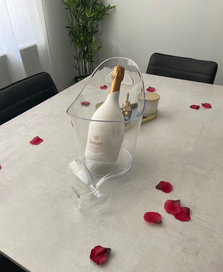 L'Extasia Appartement,Spa Jacuzzi Grenoble Kültér fotó
